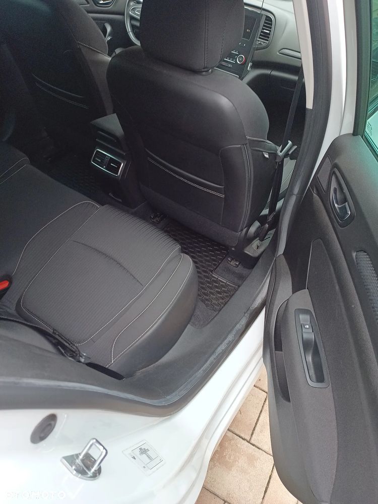 Renault Megane 1.6 SCe Limited 2018 - 16