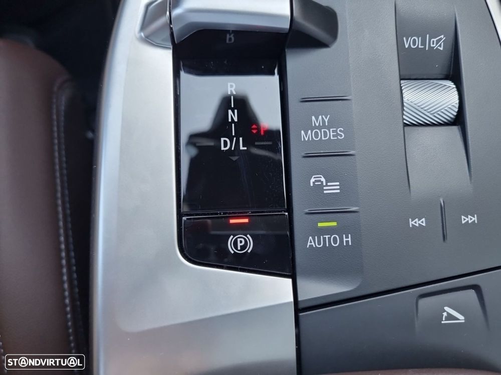 BMW 225xe Active Tourer e xDrive Line Luxury - 30