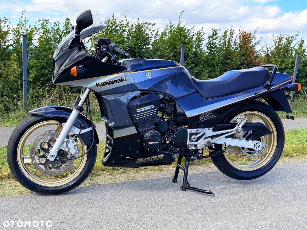 Kawasaki GPZ - 15
