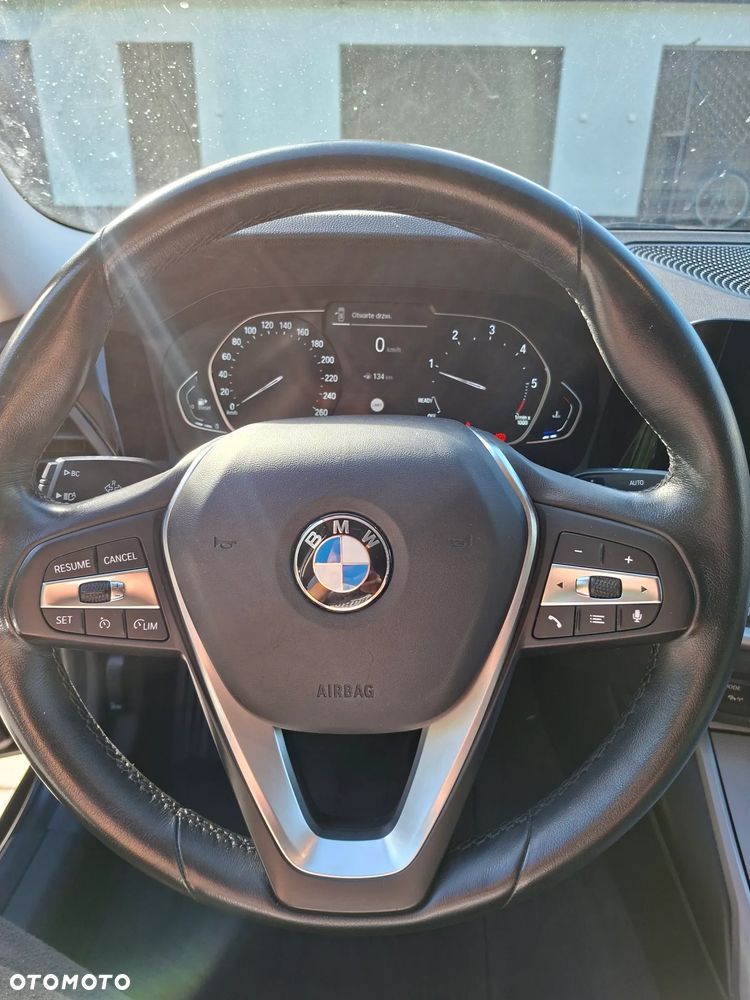BMW Seria 3 - 29