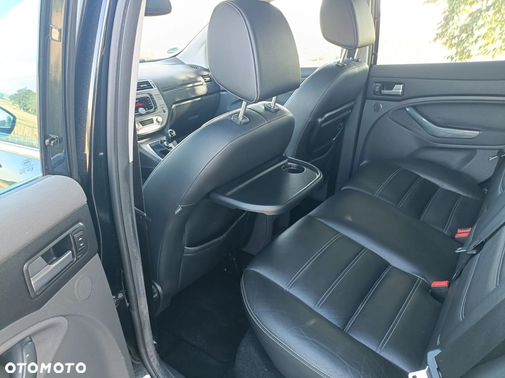 Ford Kuga 2.0 TDCi 4x4 Titanium - 13
