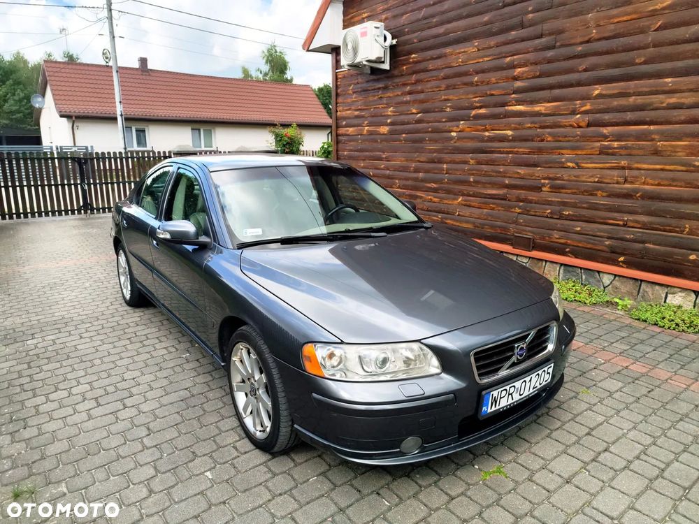 Volvo S60 - 1