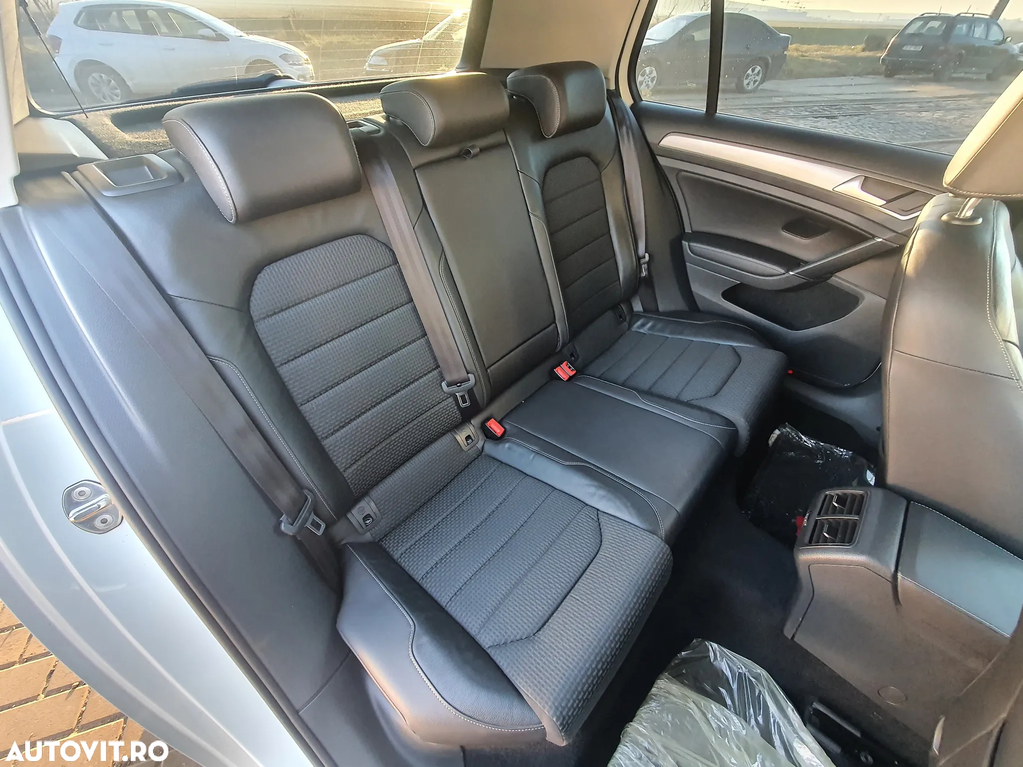 Volkswagen Golf 1.4 TSI BlueMotion Technology Comfortline - 8