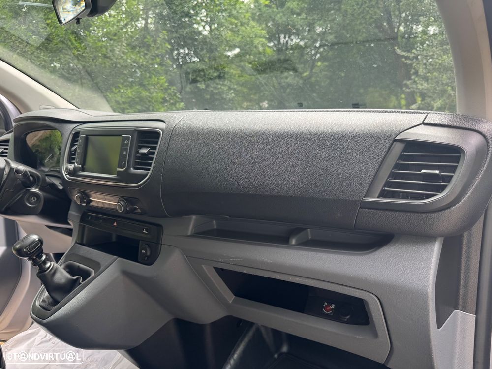 Peugeot Expert 2.0 BlueHDi Semi-Vidrado Long - 27