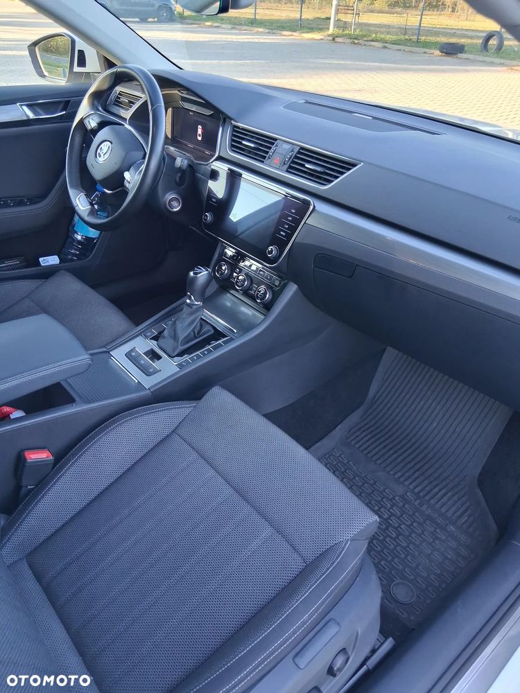 Skoda Superb 2.0 TDI SCR Style DSG - 13