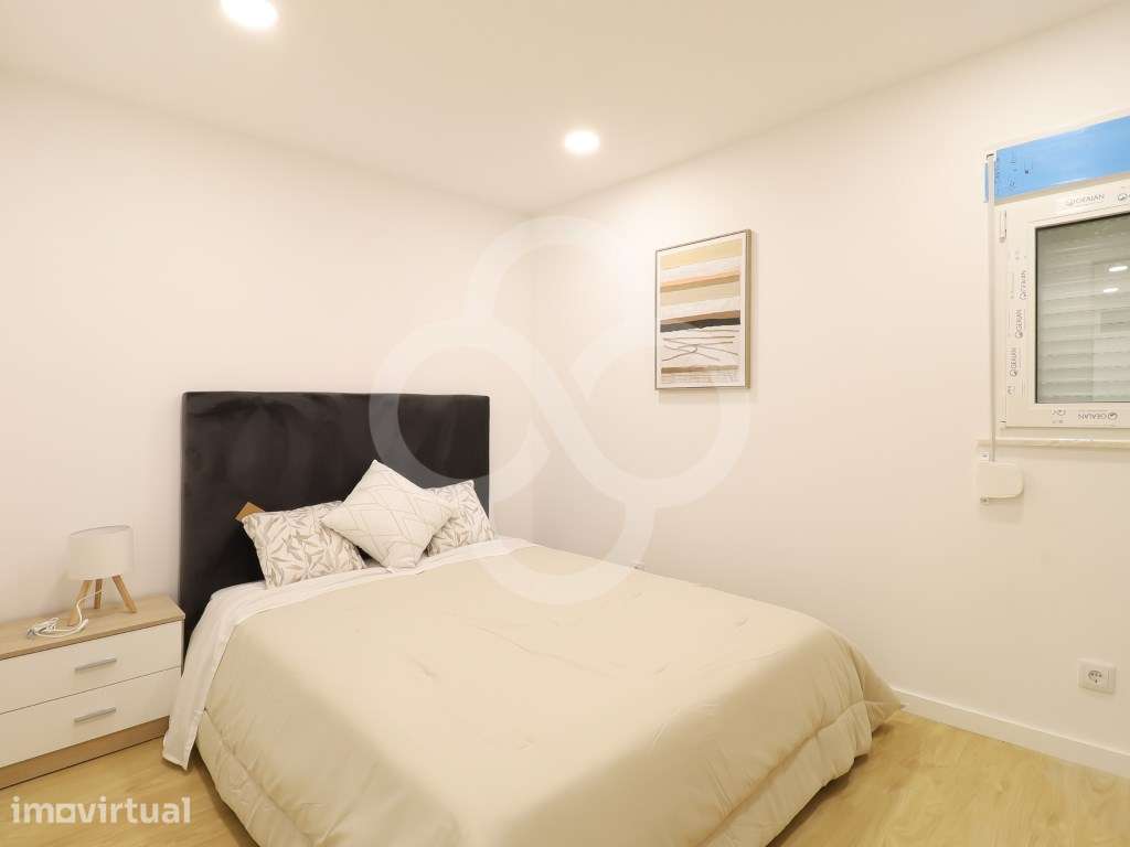 Apartamento T1 Renovado Conforto e Modernidade no Coração da Cidade... - Grande imagem: 3/14
