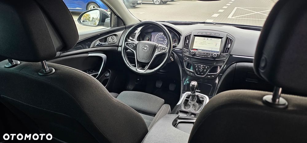 Opel Insignia - 10