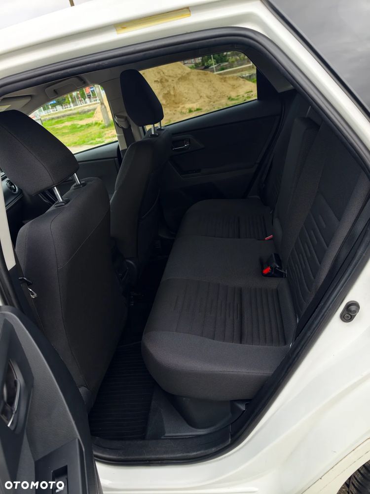 Toyota Auris 1.8 HSD Luna - 11