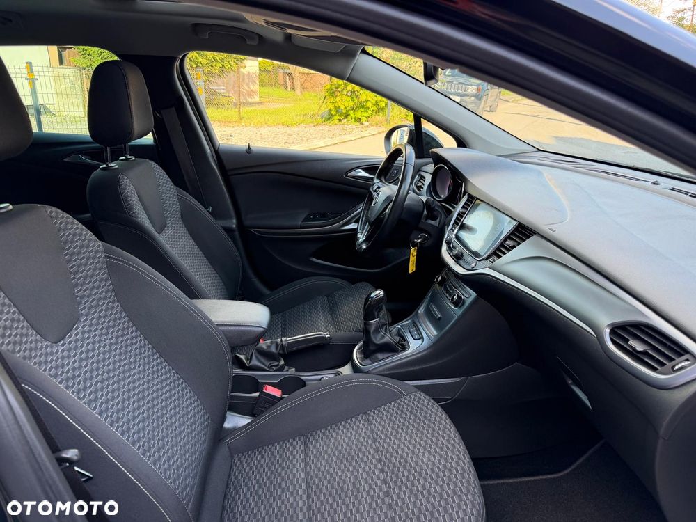 Opel Astra 1.6 CDTI Sport - 12