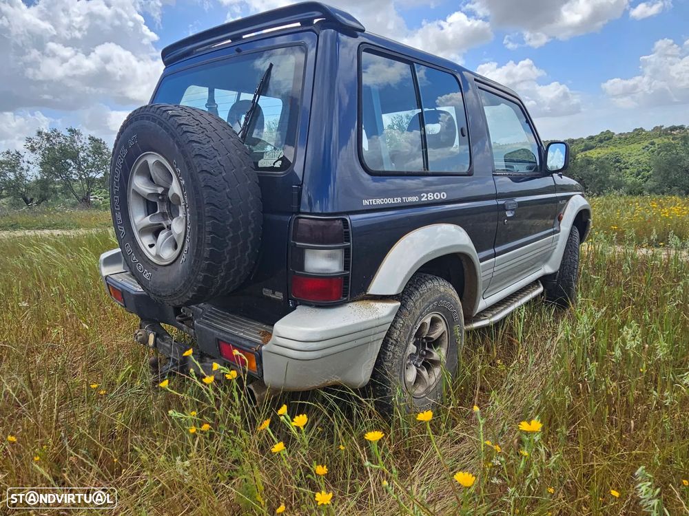 Mitsubishi Pajero 2.8 TD GLS - 6