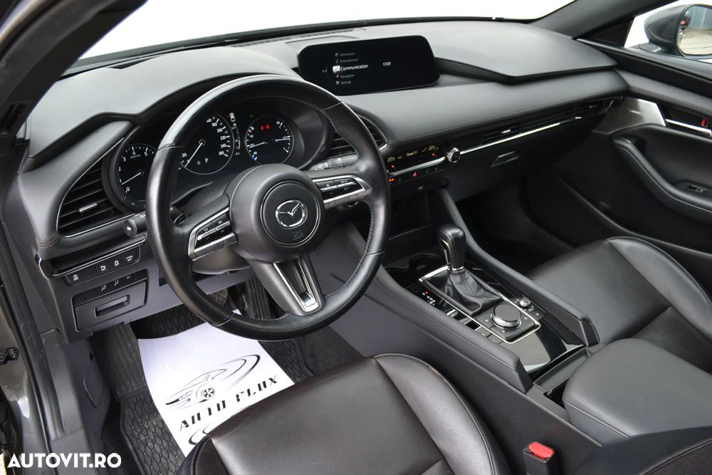 Mazda 3 e-Skyactiv X186 AT MHEV GT+ - 10