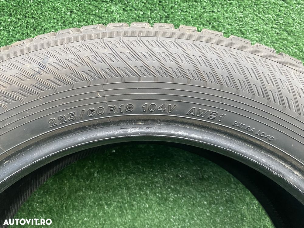 Set 2 anvelope iarna vara Yokohama BluEarth 225 60 R18 104V Dot 2924 - 6