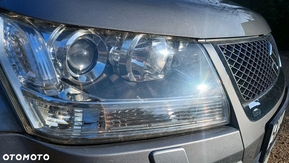 Suzuki Grand Vitara 1.9 DDiS Premium - 8