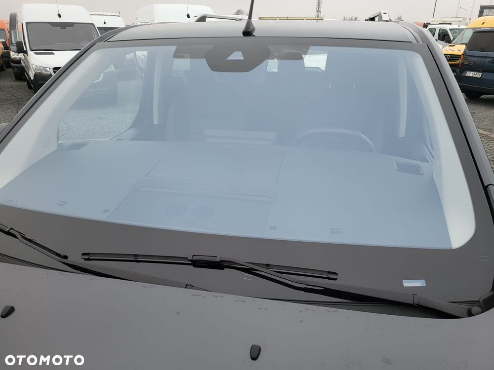 Mercedes-Benz EXPERT 2,0 HDI-SKÓRA-AUTOMAT-MIXT 5 OSÓB -DŁUGI-KLIMA-NOWY - 26