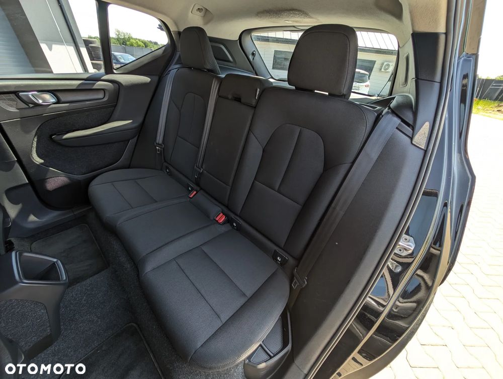 Volvo XC 40 T3 Momentum - 39