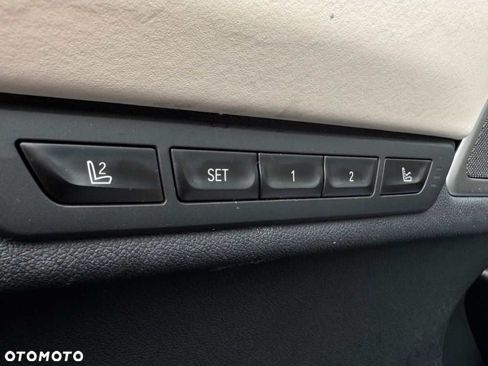 BMW Seria 7 - 24