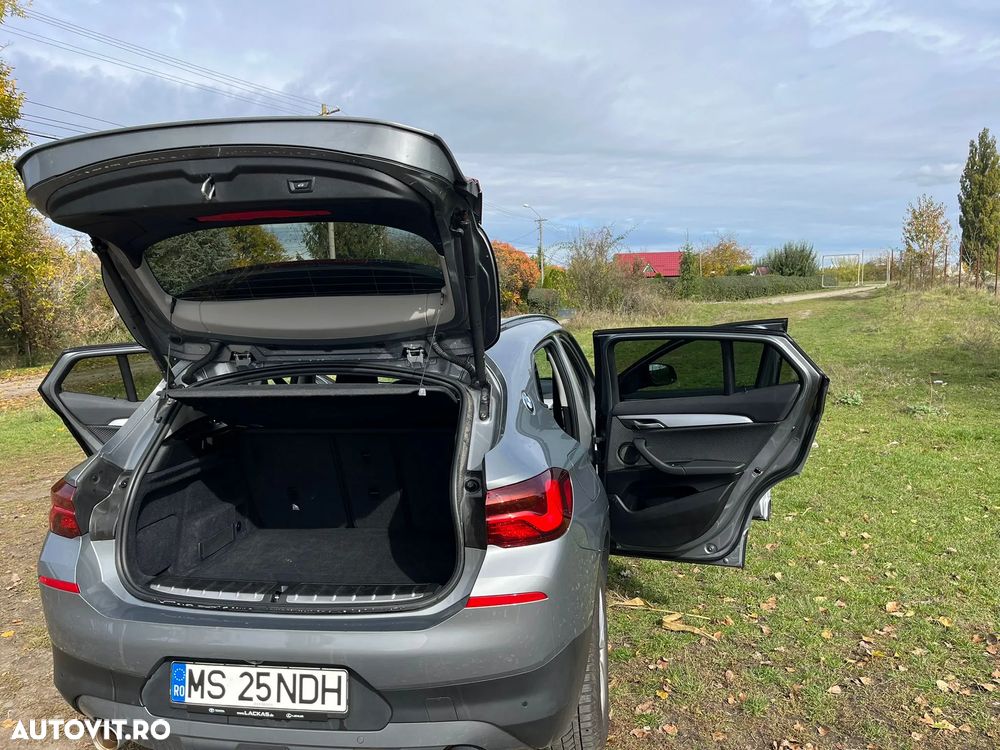 BMW X2 xDrive20i AT - 12