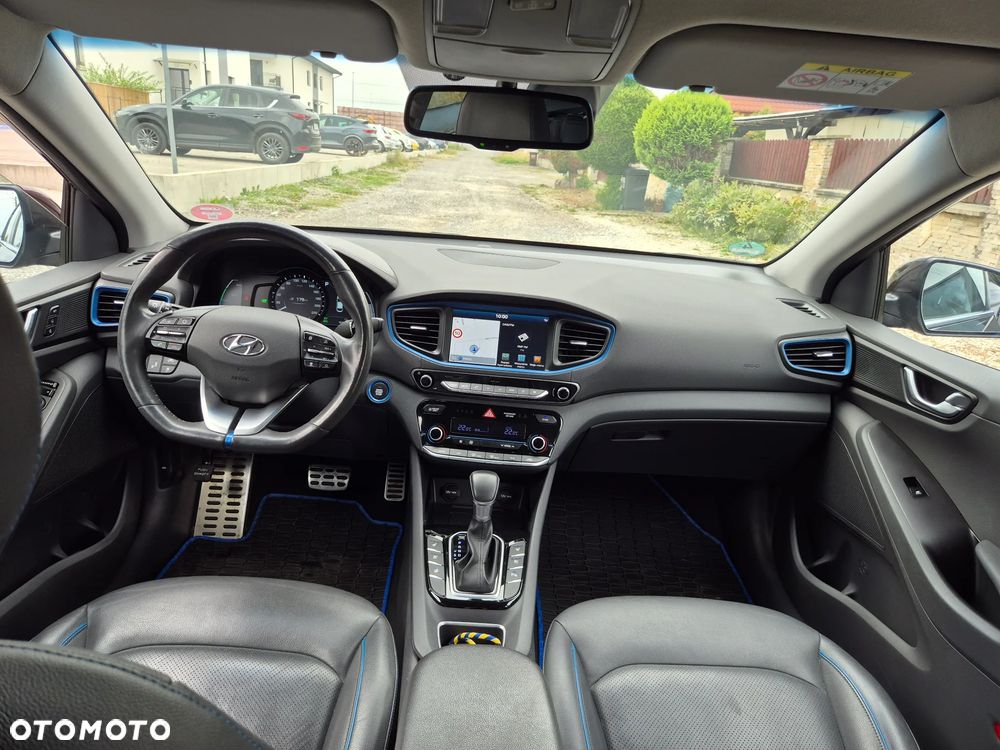 Hyundai IONIQ 1.6 GDI Premium - 27