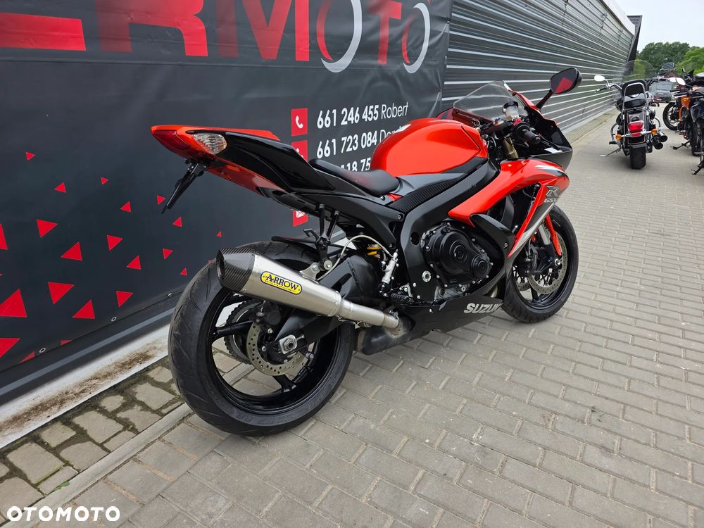 Suzuki GSX-R - 6