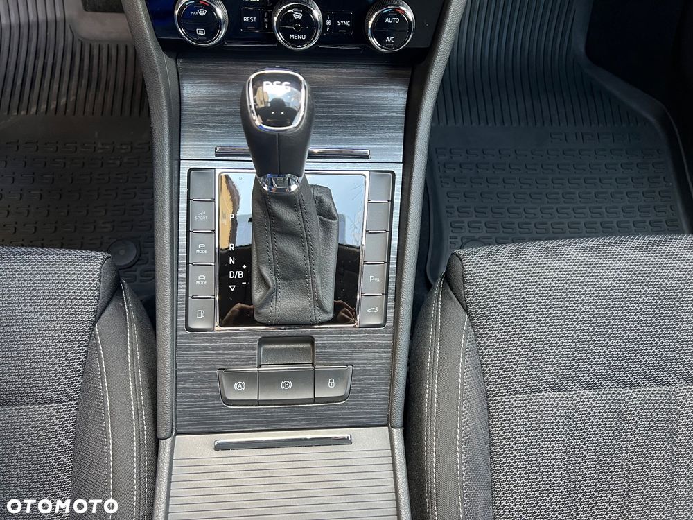 Skoda Superb 1.4 TSI Plug-In Hybrid Style DSG - 15