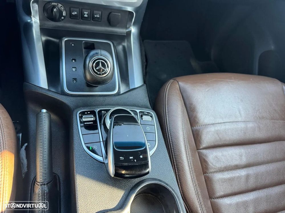 Mercedes-Benz X 350 d Power 4-Matic - 38