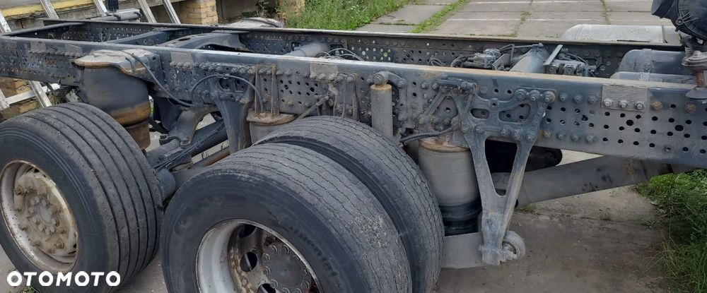 Mercedes Actros MP4 6x2 2551 Euro 6 CZĘŚCI RÓŻNE - 4
