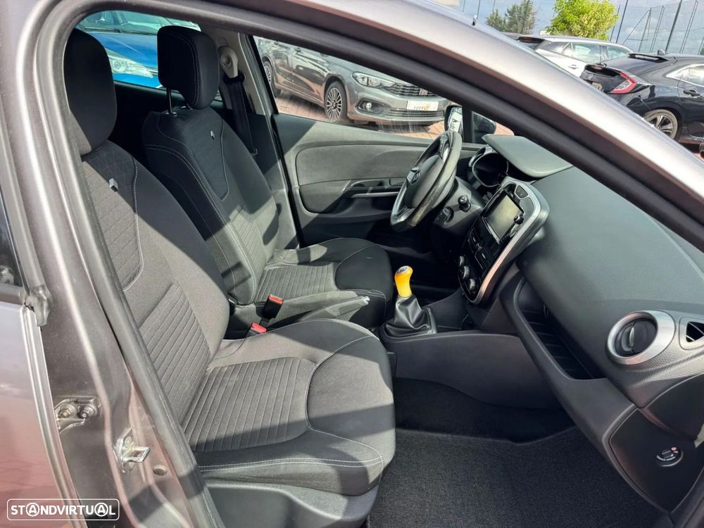 Renault Clio 0.9 TCe Limited - 24