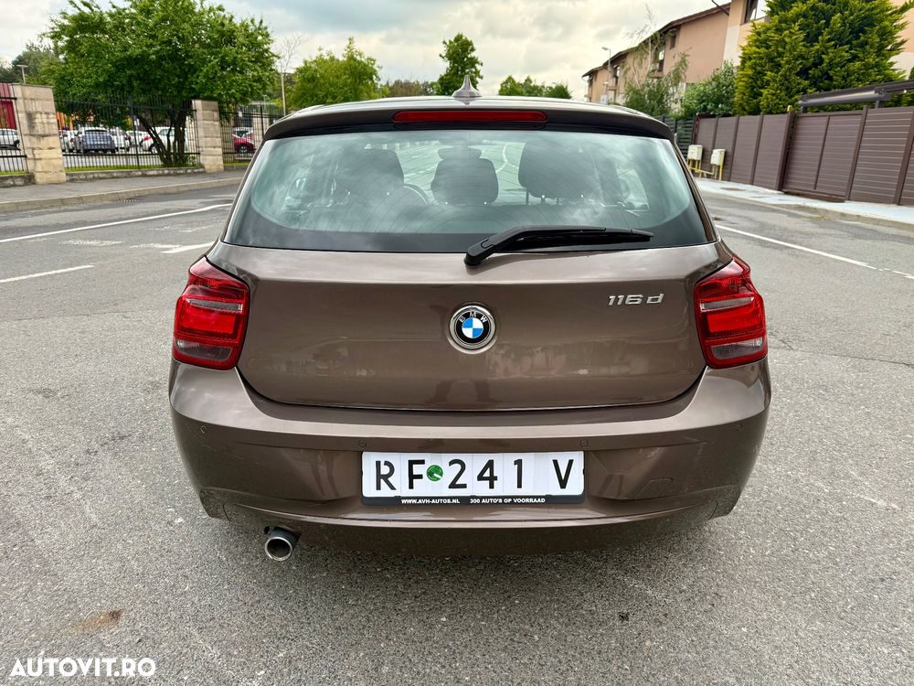 BMW Seria 1 - 29