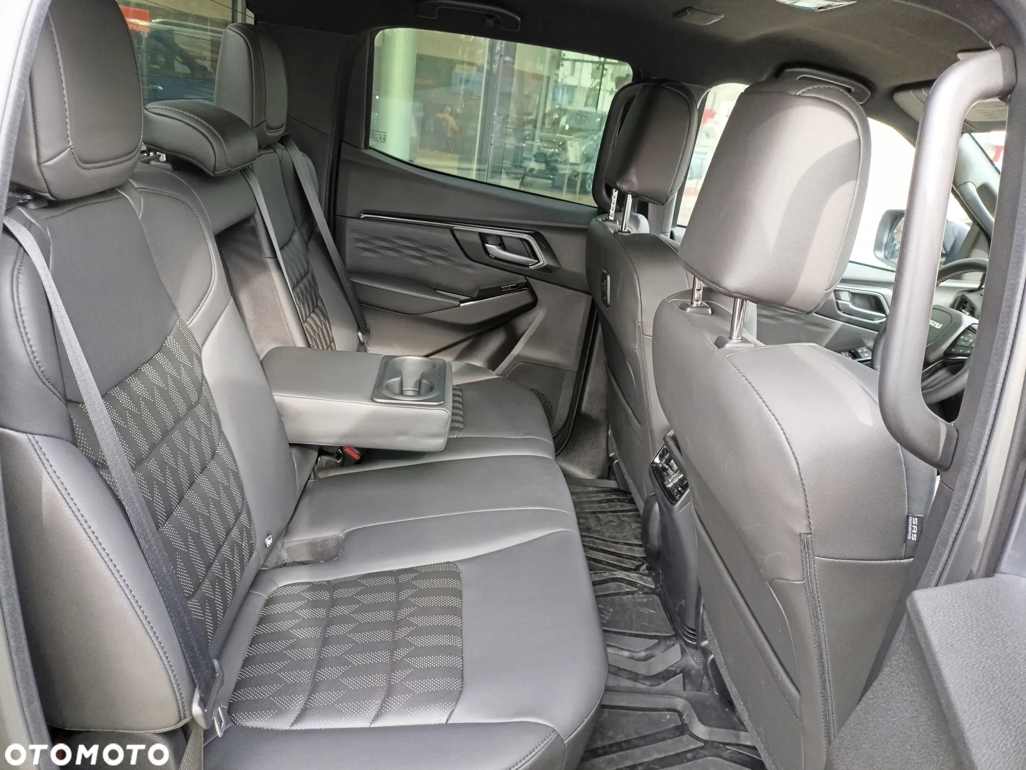 Isuzu D-Max 1.9 DC LSE - 9