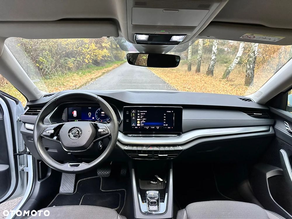 Skoda Octavia 2.0 TDI Ambition DSG - 9