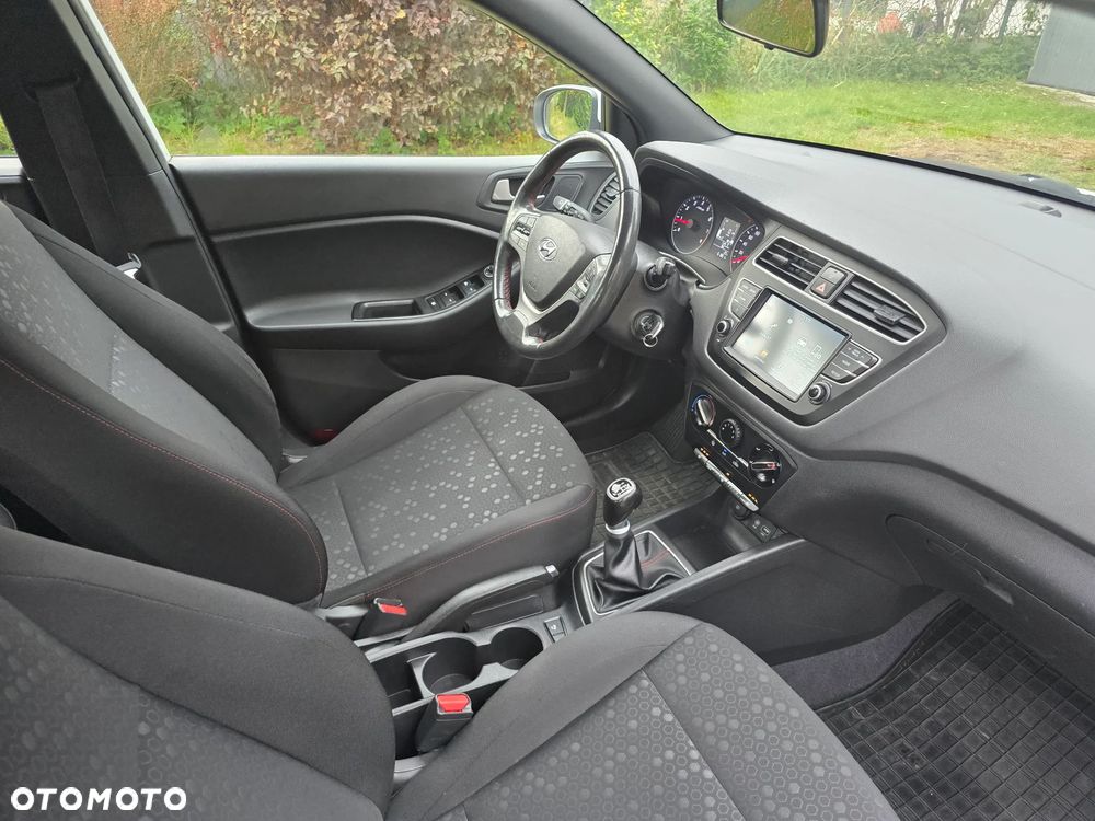 Hyundai i20 1.2 Comfort - 22