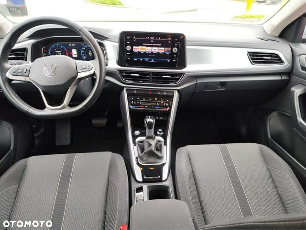 Volkswagen T-Roc - 10