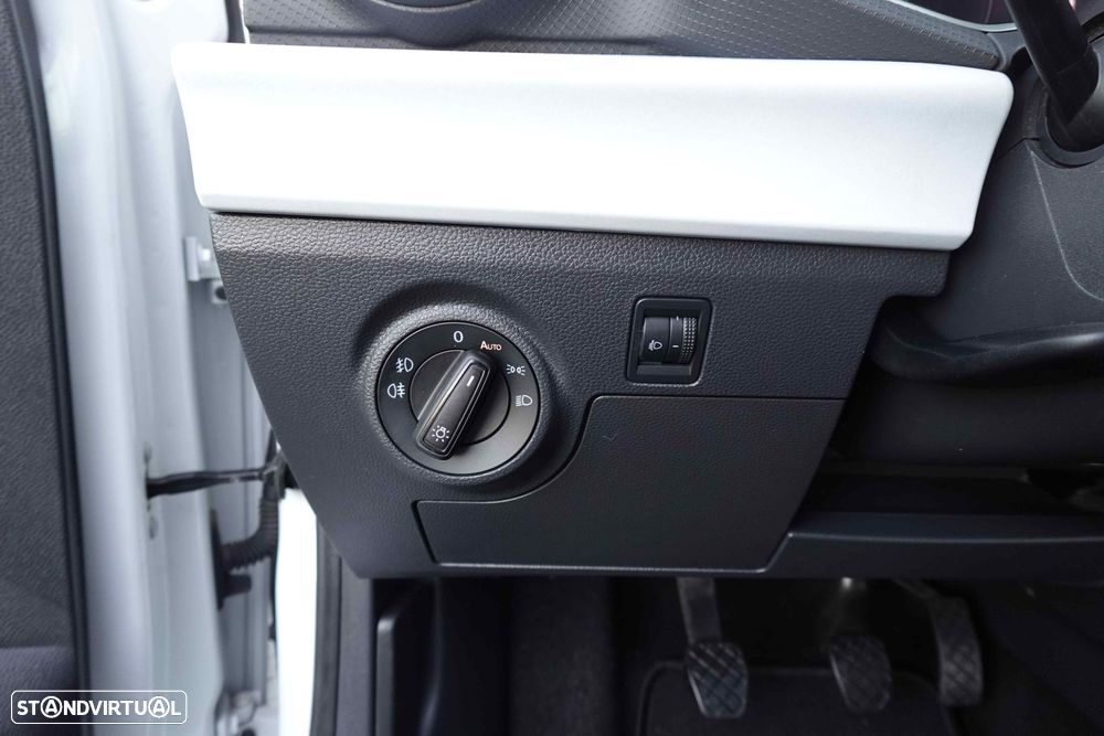 SEAT Arona - 14