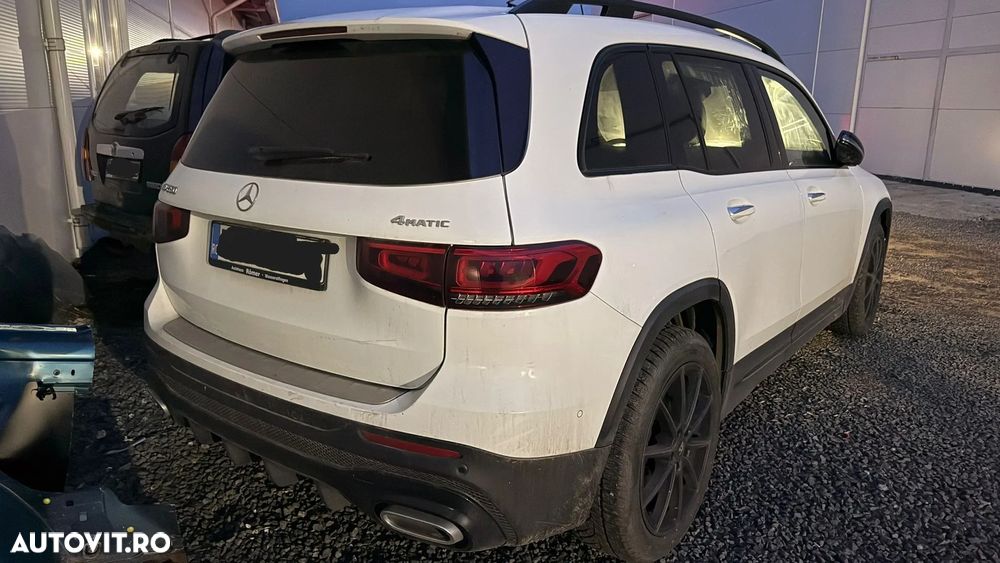 Mercedes-Benz GLB 250 4MATIC Aut. - 2