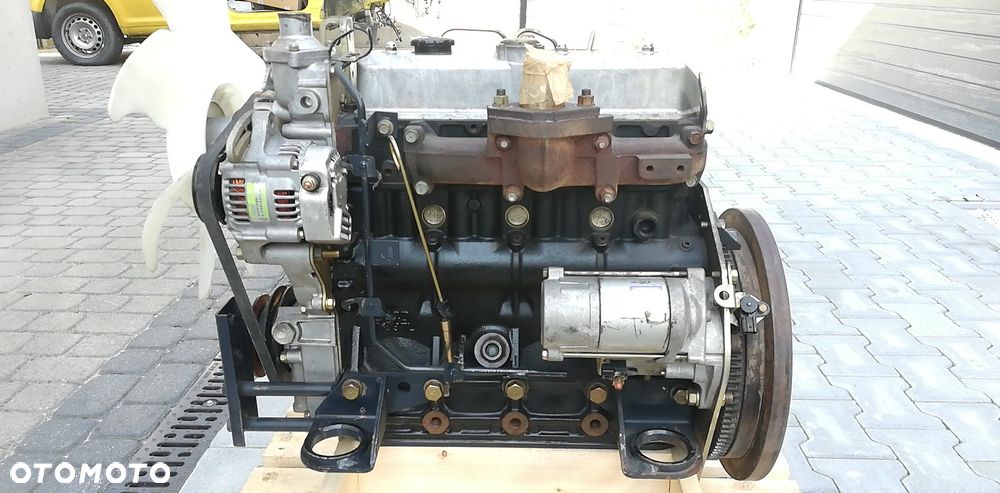 SILNIK ISEKI E4CD 1,997L 14500 zł netto - 6