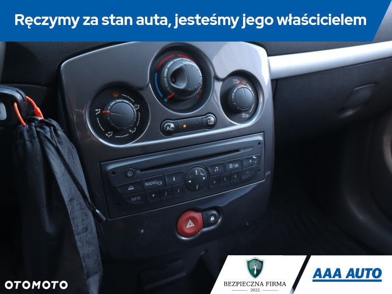 Renault Clio - 16