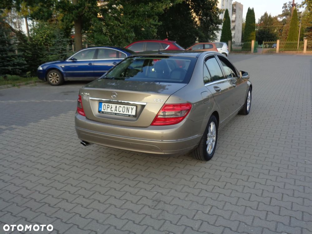 Mercedes-Benz Klasa C 200 (BlueEFFICIENCY) Avantgarde - 3