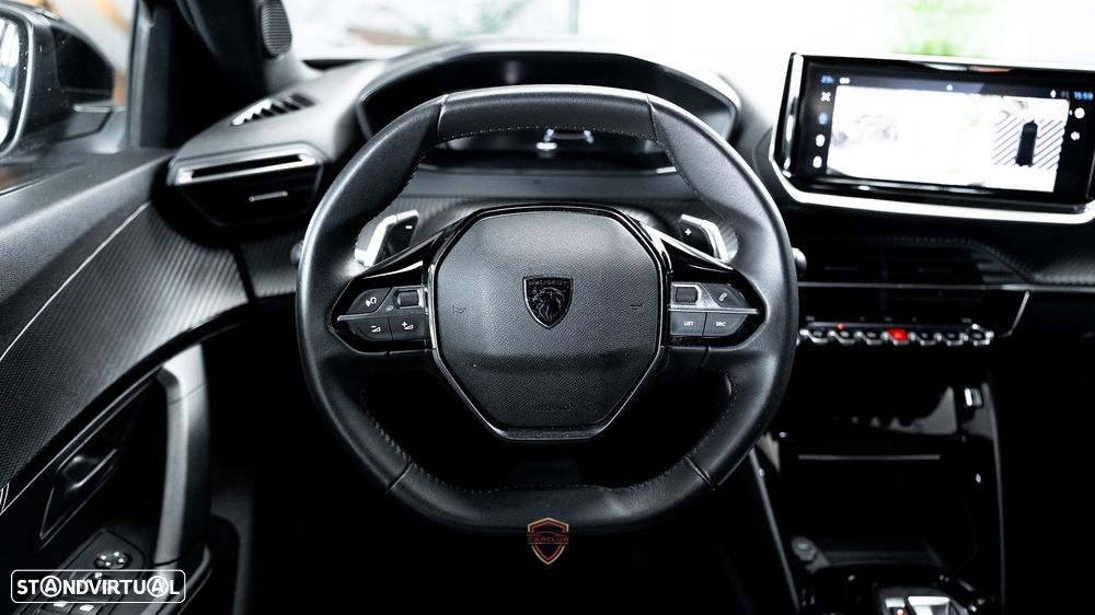 Peugeot 2008 1.5 BlueHDi Allure Pack EAT8 - 19