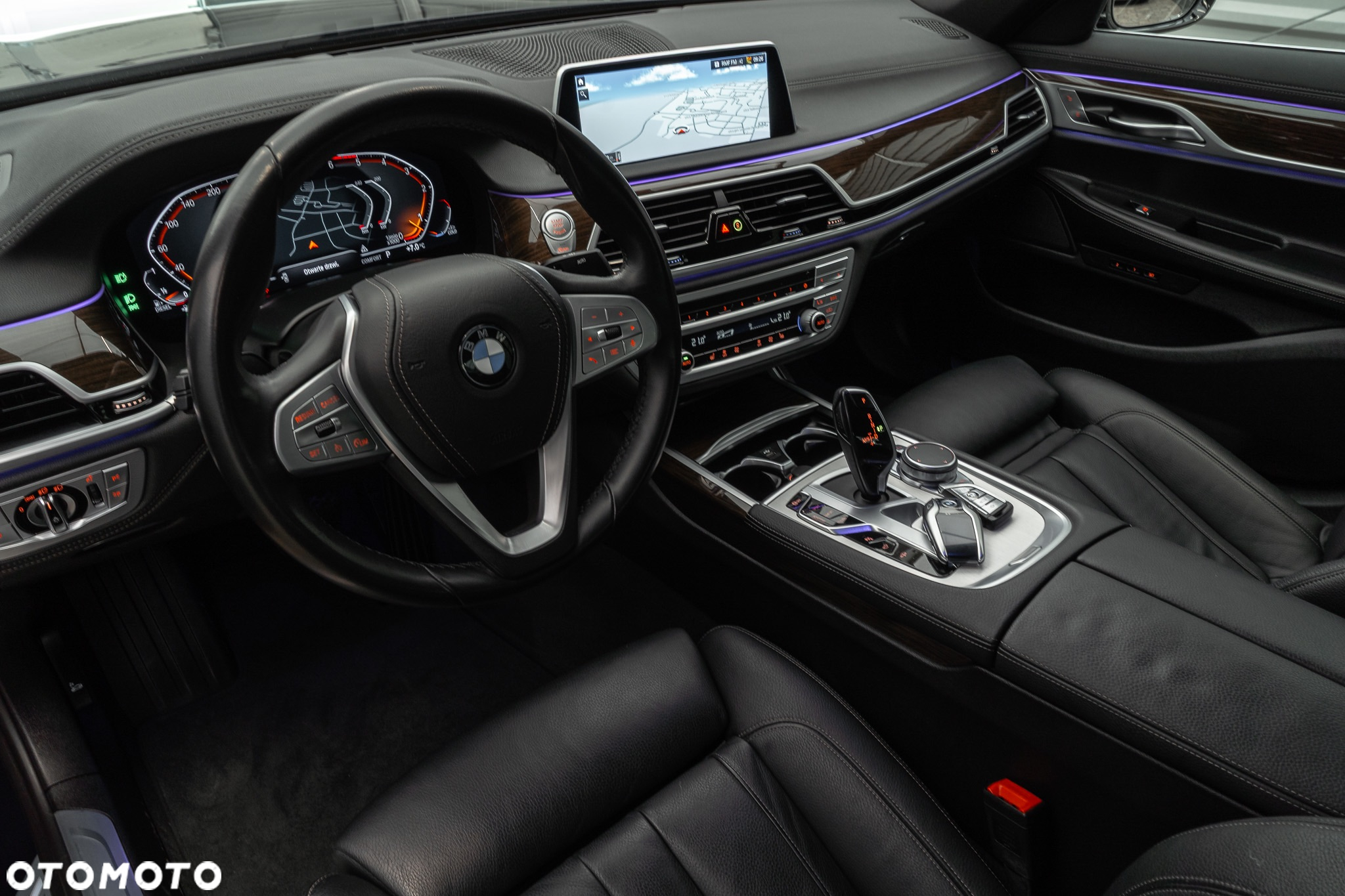 BMW Seria 7 730d sport - 21