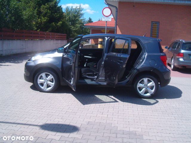 Toyota Urban Cruiser - 8
