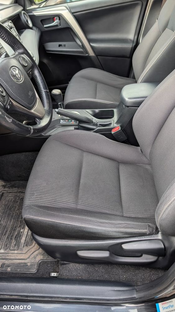 Toyota RAV4 - 10