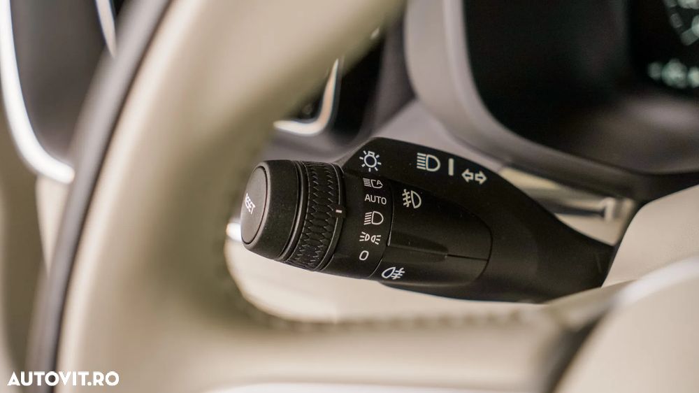 Volvo XC 60 T6 AWD Recharge Geartronic Inscription - 21