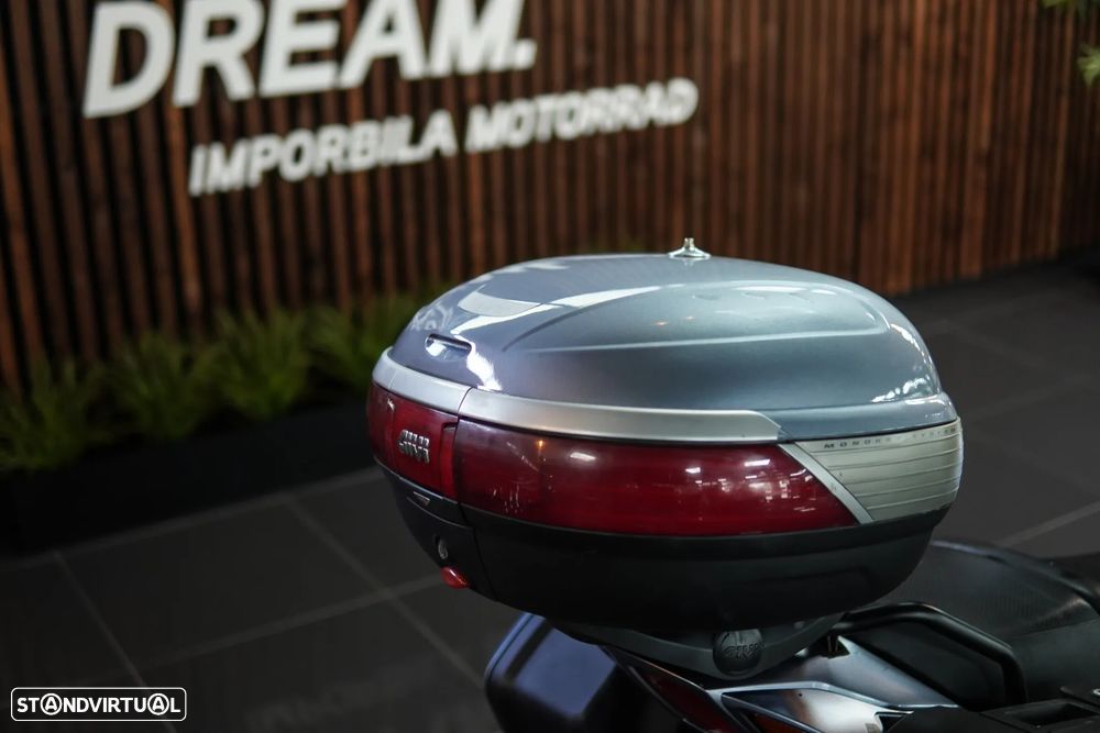 Yamaha FJR 1300 - 29