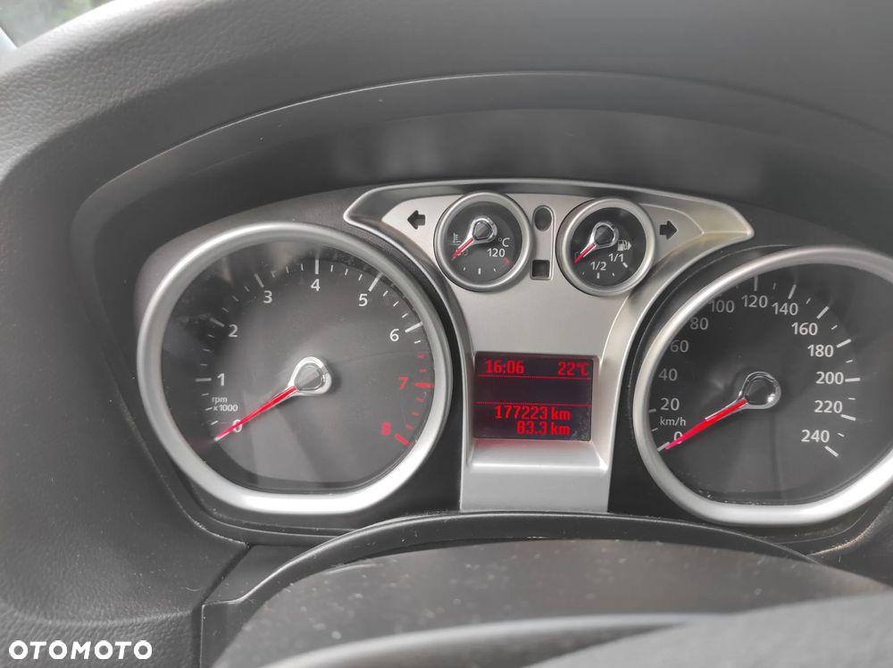 Ford Focus 2.0 Trend - 8