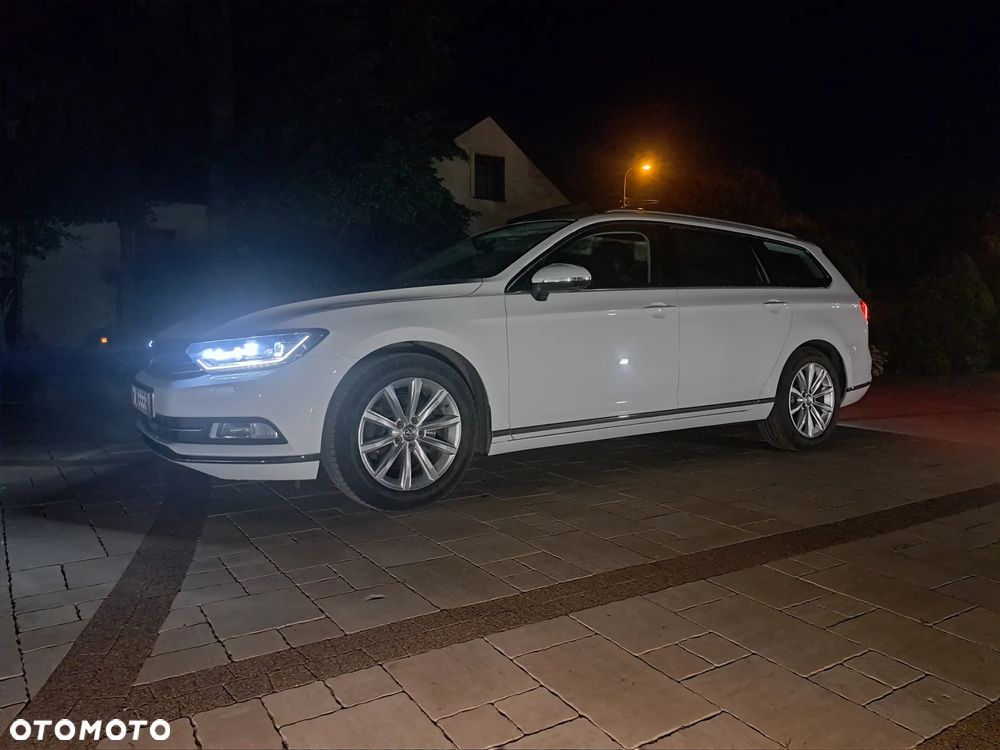 Volkswagen Passat 2.0 TDI SCR (BlueMotion Technology) DSG Highline - 33