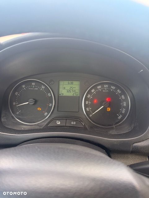 Skoda Fabia 1.4 16V Ambition - 9