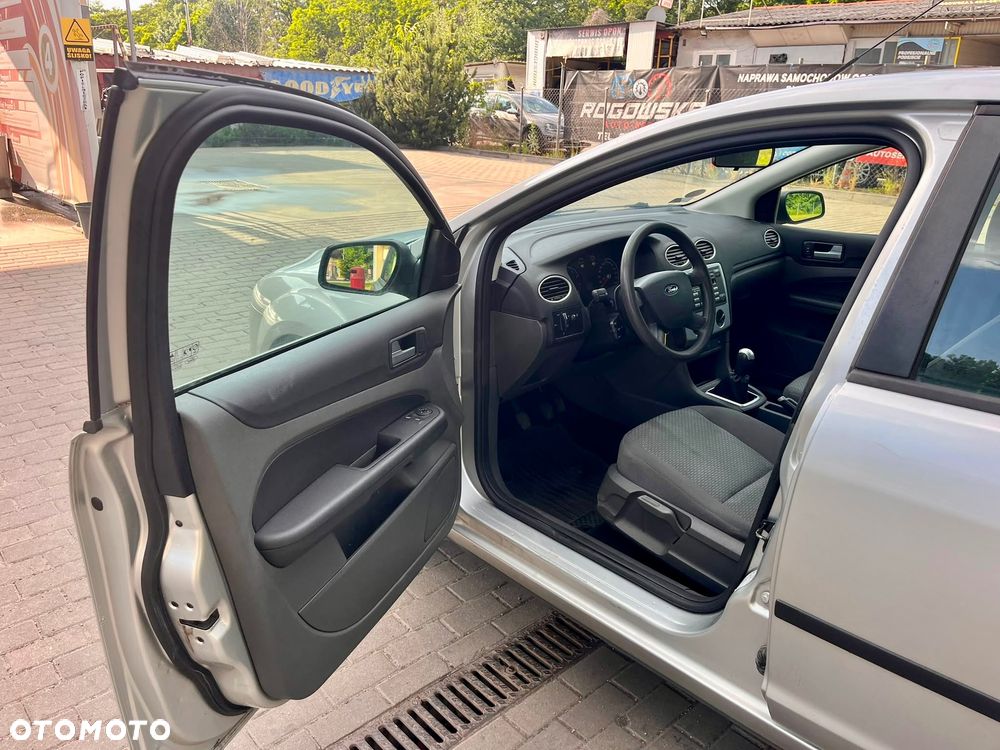 Ford Focus - 12