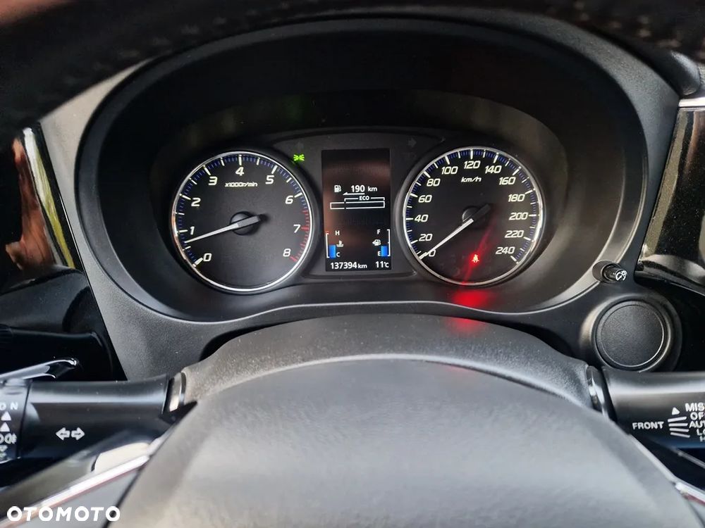 Mitsubishi Outlander 2.0 2WD SUV-Star - 25