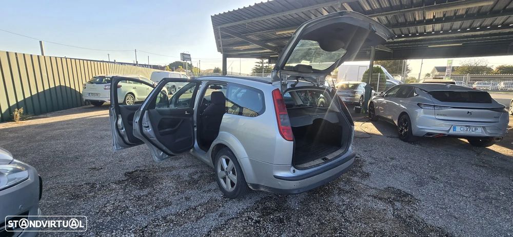 Ford Focus SW 1.6 TDCi Connec. - 22
