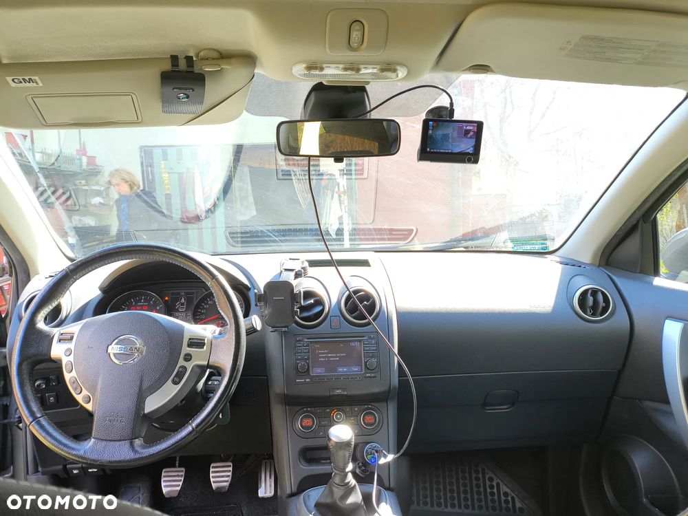 Nissan Qashqai 2.0 360 - 5